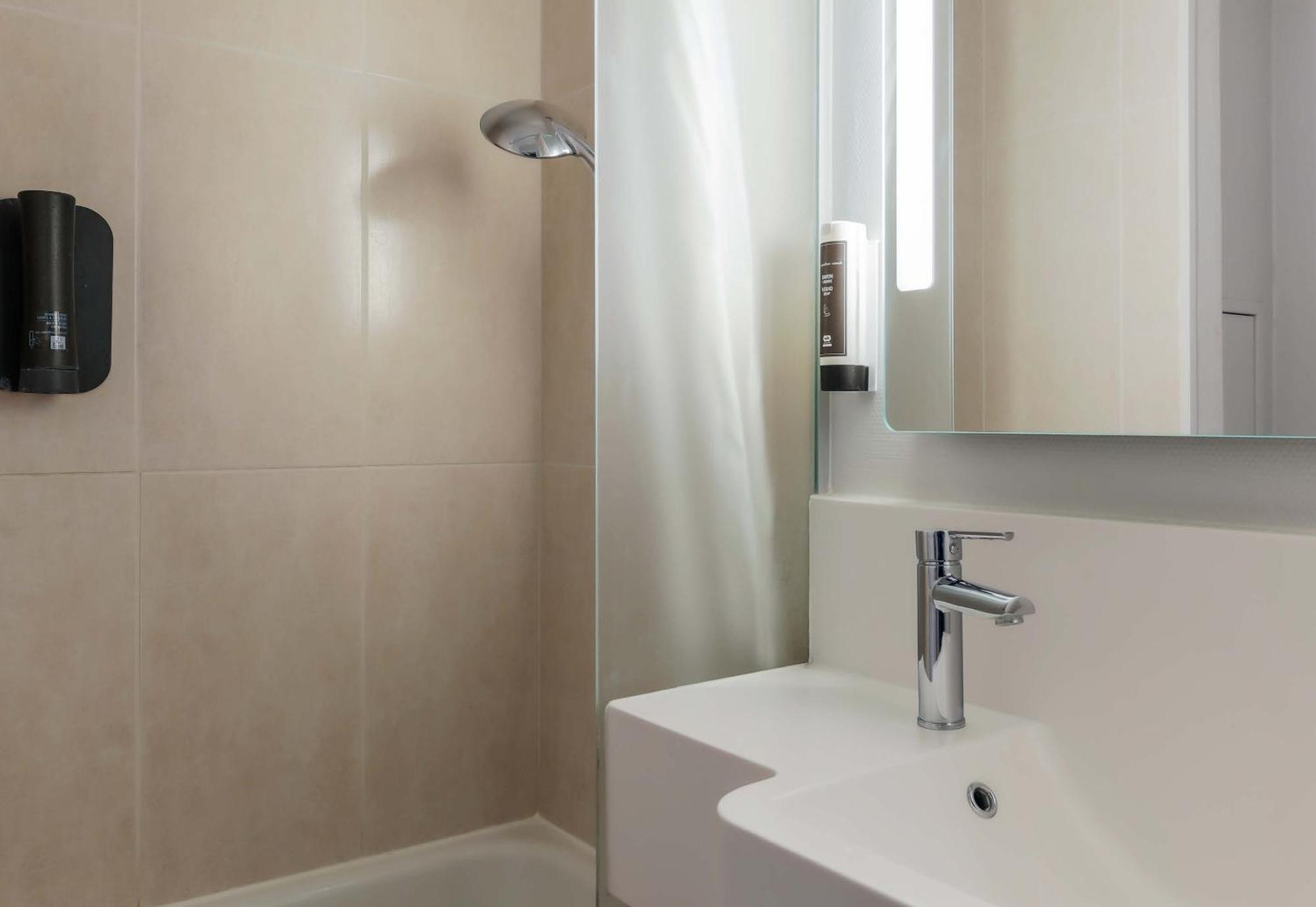 B&B Hotel Nancy Frouard Екстер'єр фото